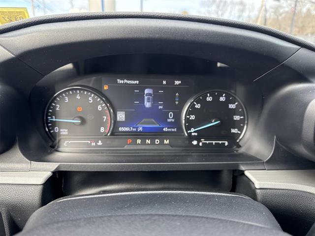 Used 2020 Ford Explorer XLT w/ Equipment Group 202A image 12