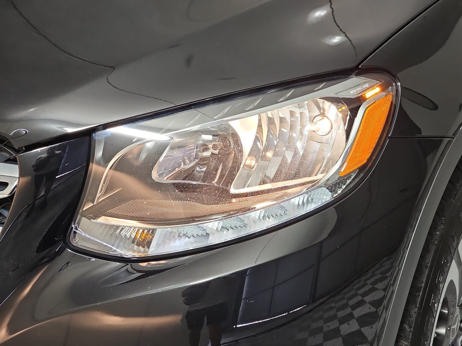 Used 2017 Mercedes-Benz GLC 300 4MATIC image 29