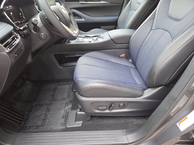Used 2026 INFINITI QX60 Sport w/ Dark Cargo Package AWD/4WD image 8