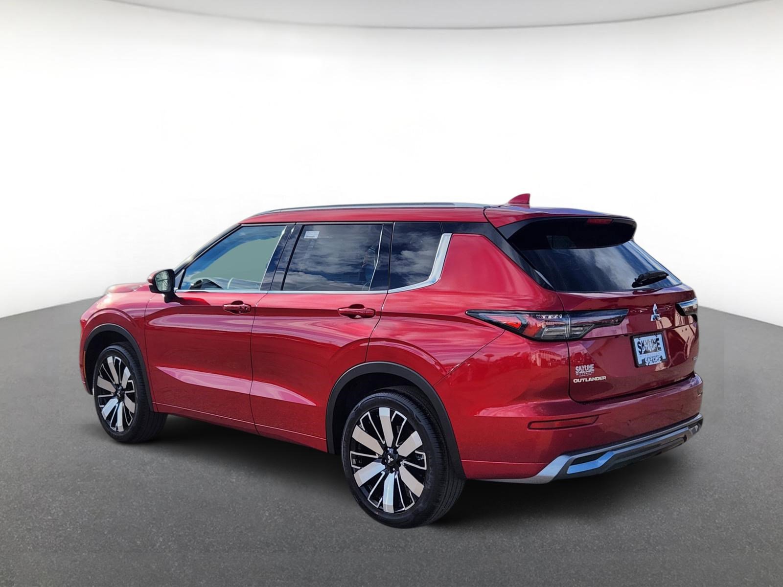 New 2026 Mitsubishi Outlander SEL image 4