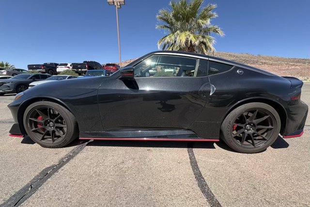 Used 2024 Nissan Z NISMO w/ Floor Mat Package RWD image 2