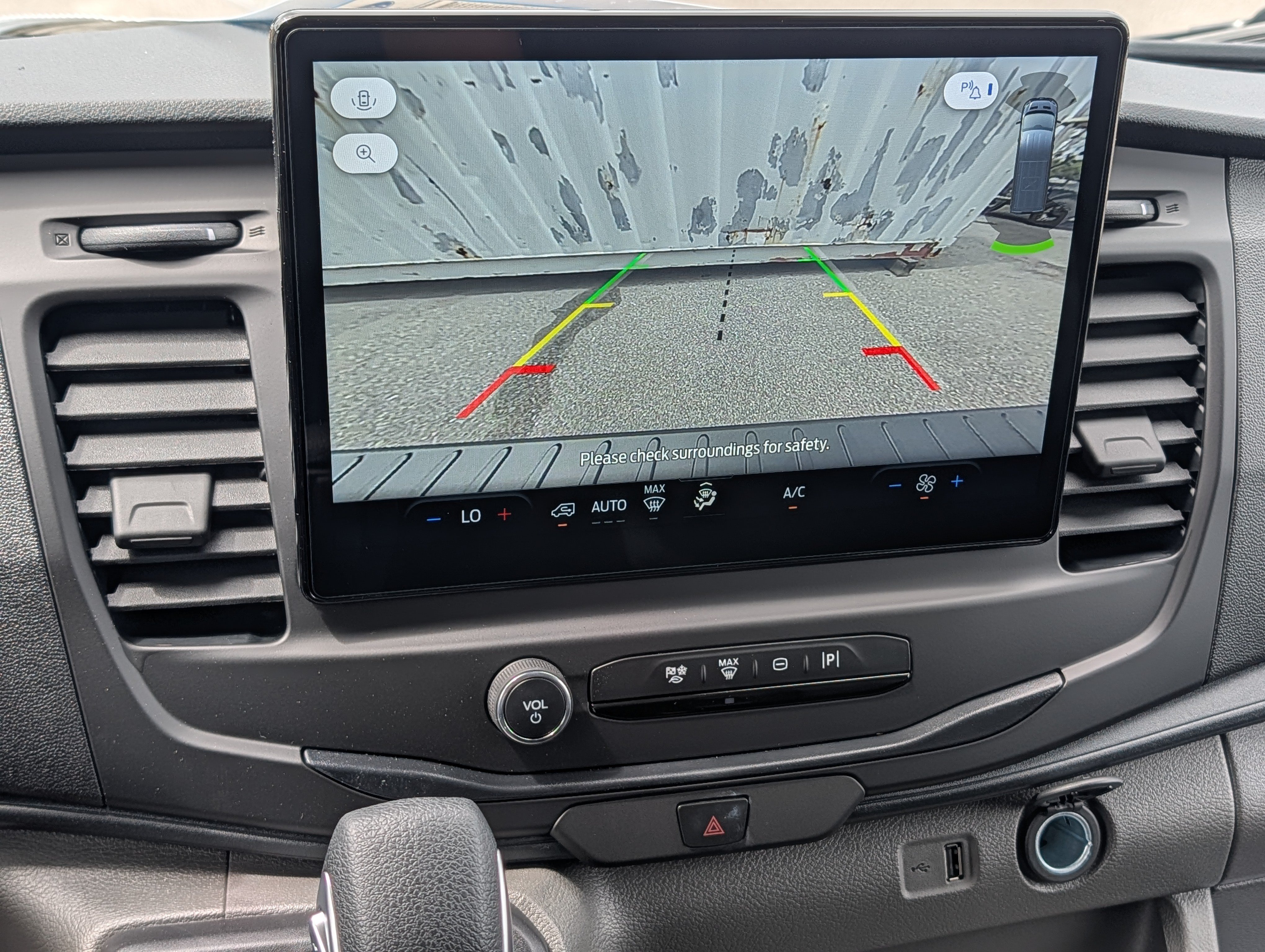 New 2026 Ford Transit 250 Low Roof RWD image 29