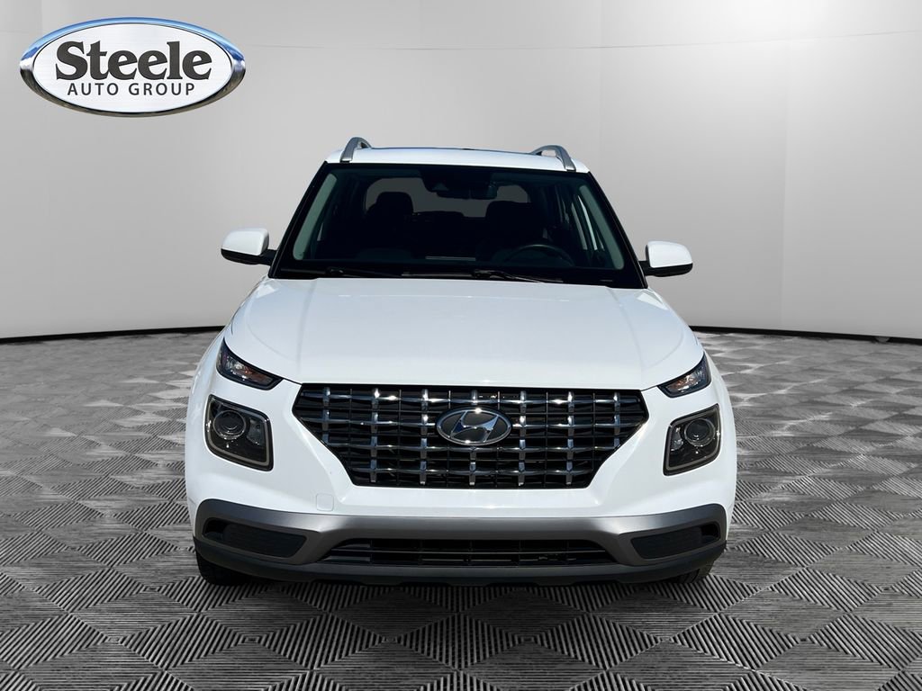 Used 2022 Hyundai Venue SEL image 8