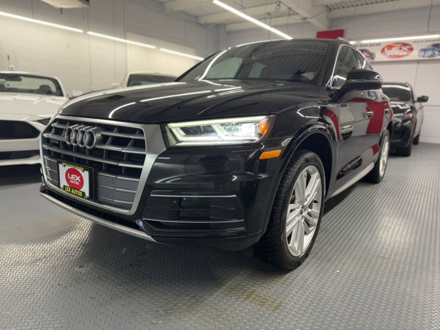 Used 2019 Audi Q5 2.0T Premium Plus w/ Premium Plus Package AWD/4WD image 2