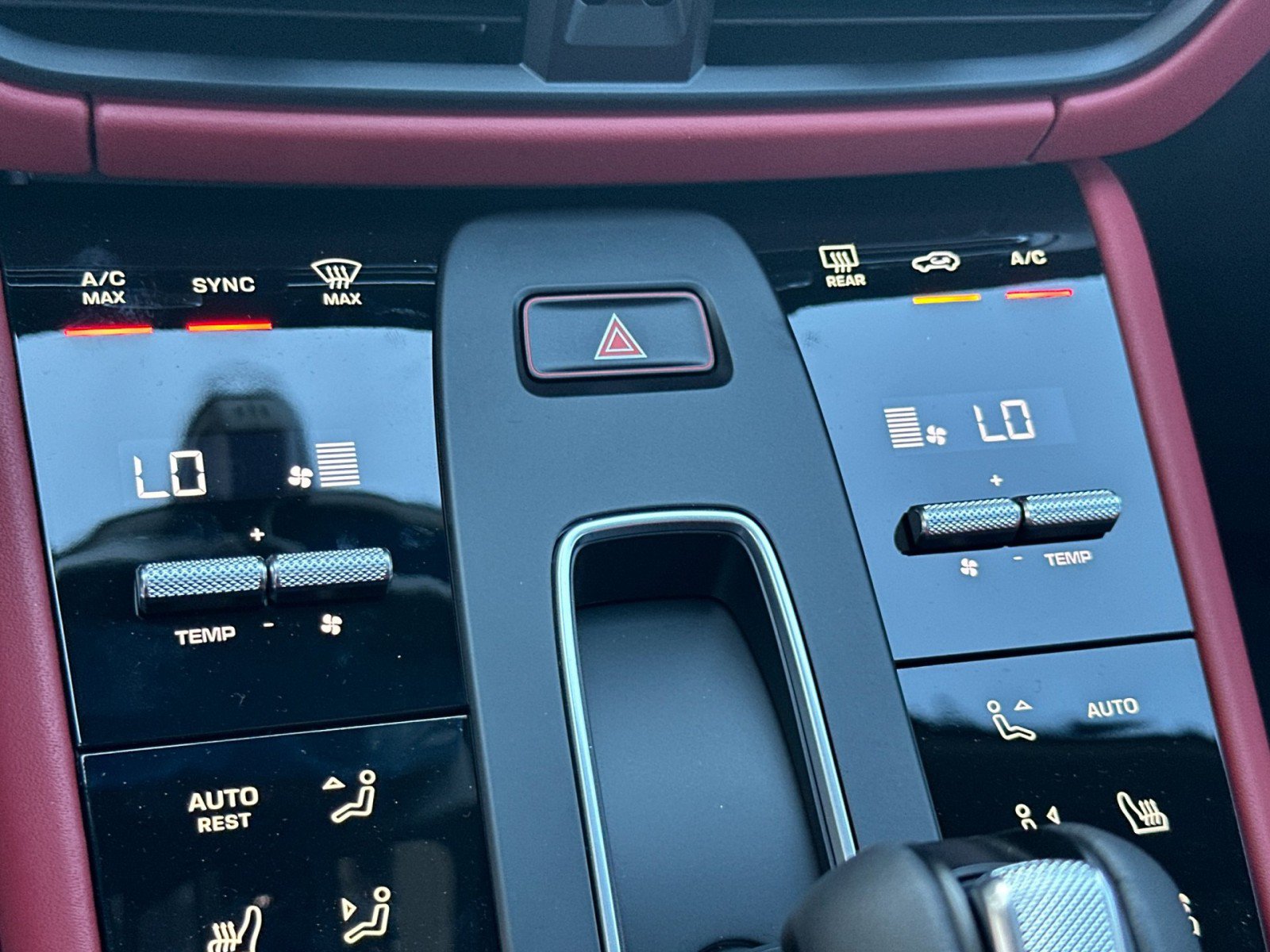 New 2026 Porsche Macan AWD/4WD image 20