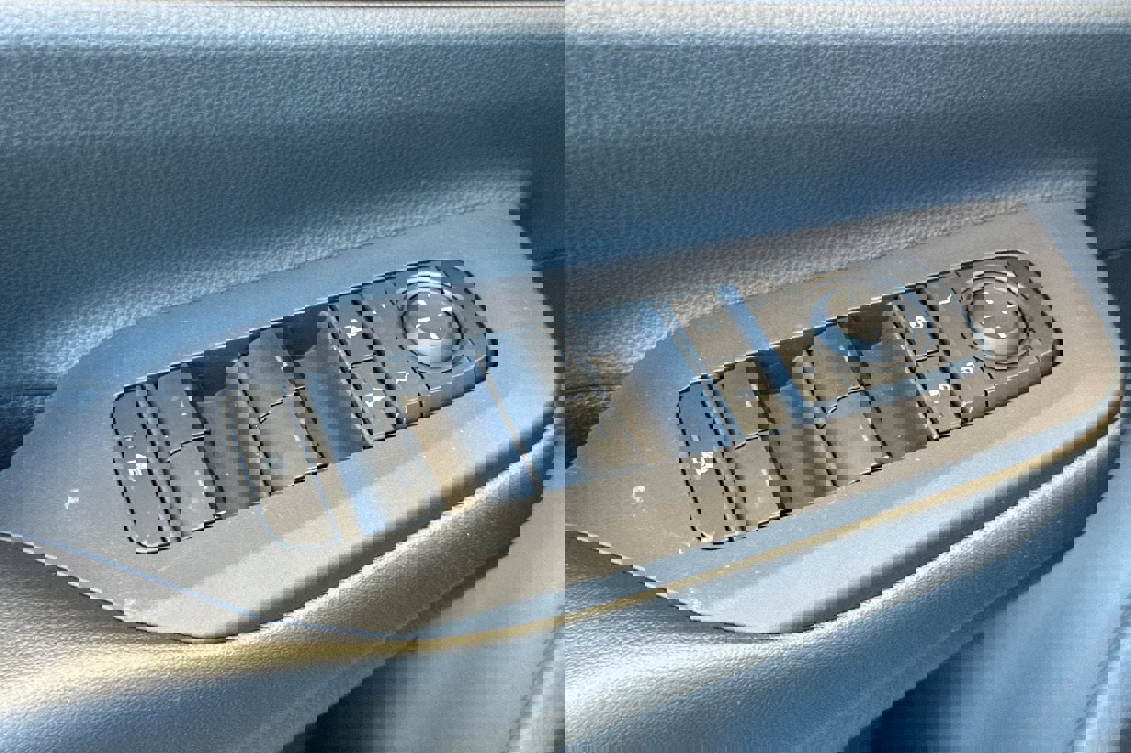 New 2026 Toyota Prius Plug-In Hybrid image 13