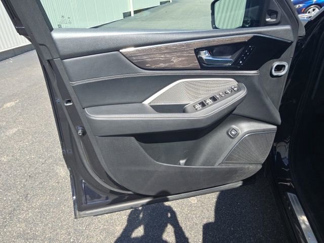 Used 2023 Acura MDX SH-AWD w/ Advance Package image 24
