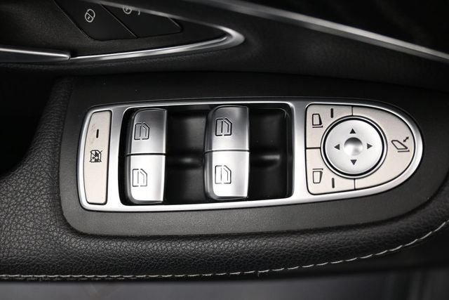 Used 2017 Mercedes-Benz C 300 4MATIC Sedan image 13