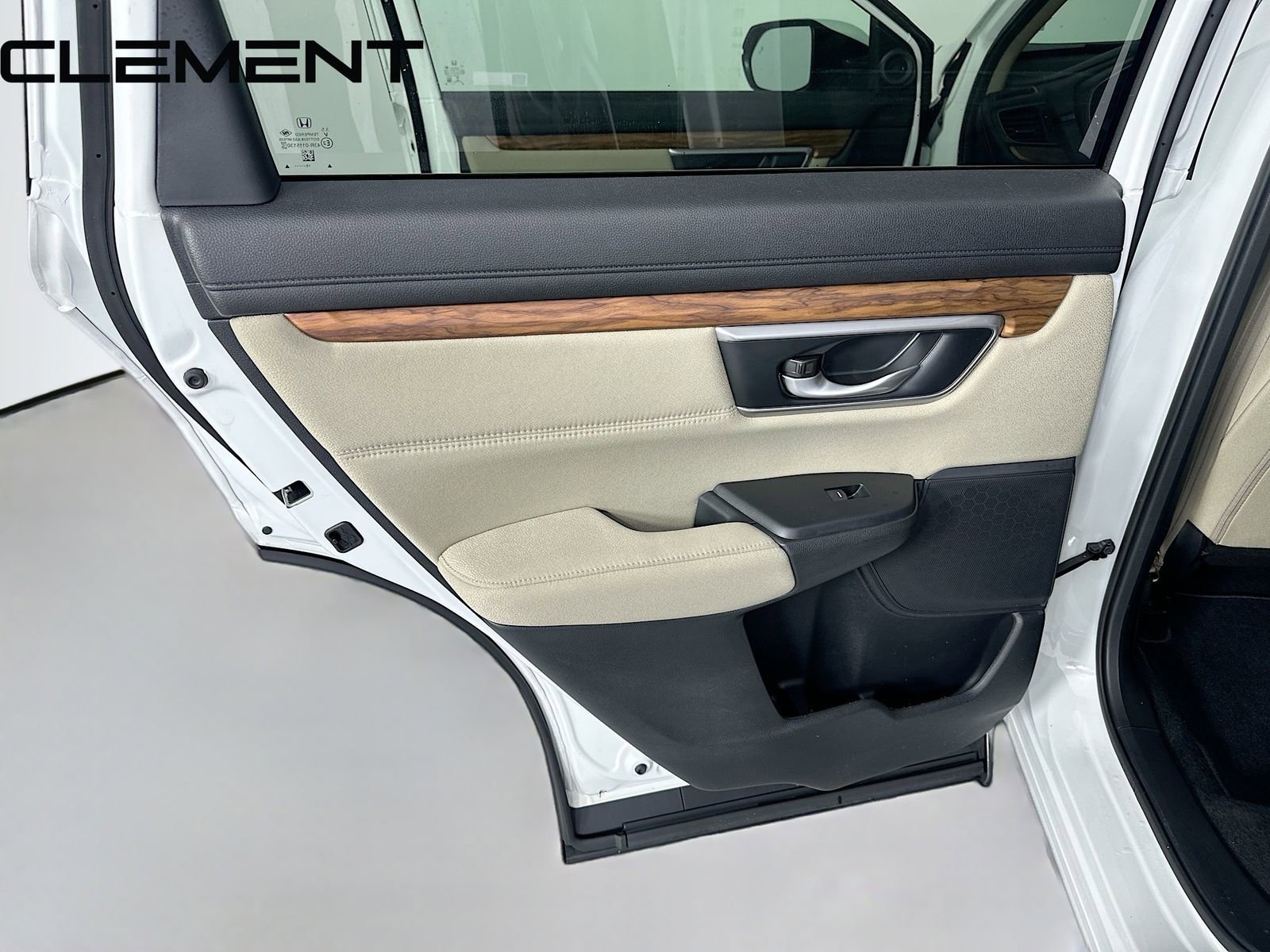 Used 2019 Honda CR-V EX image 32