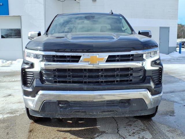 Used 2022 Chevrolet Silverado 1500 LT image 2