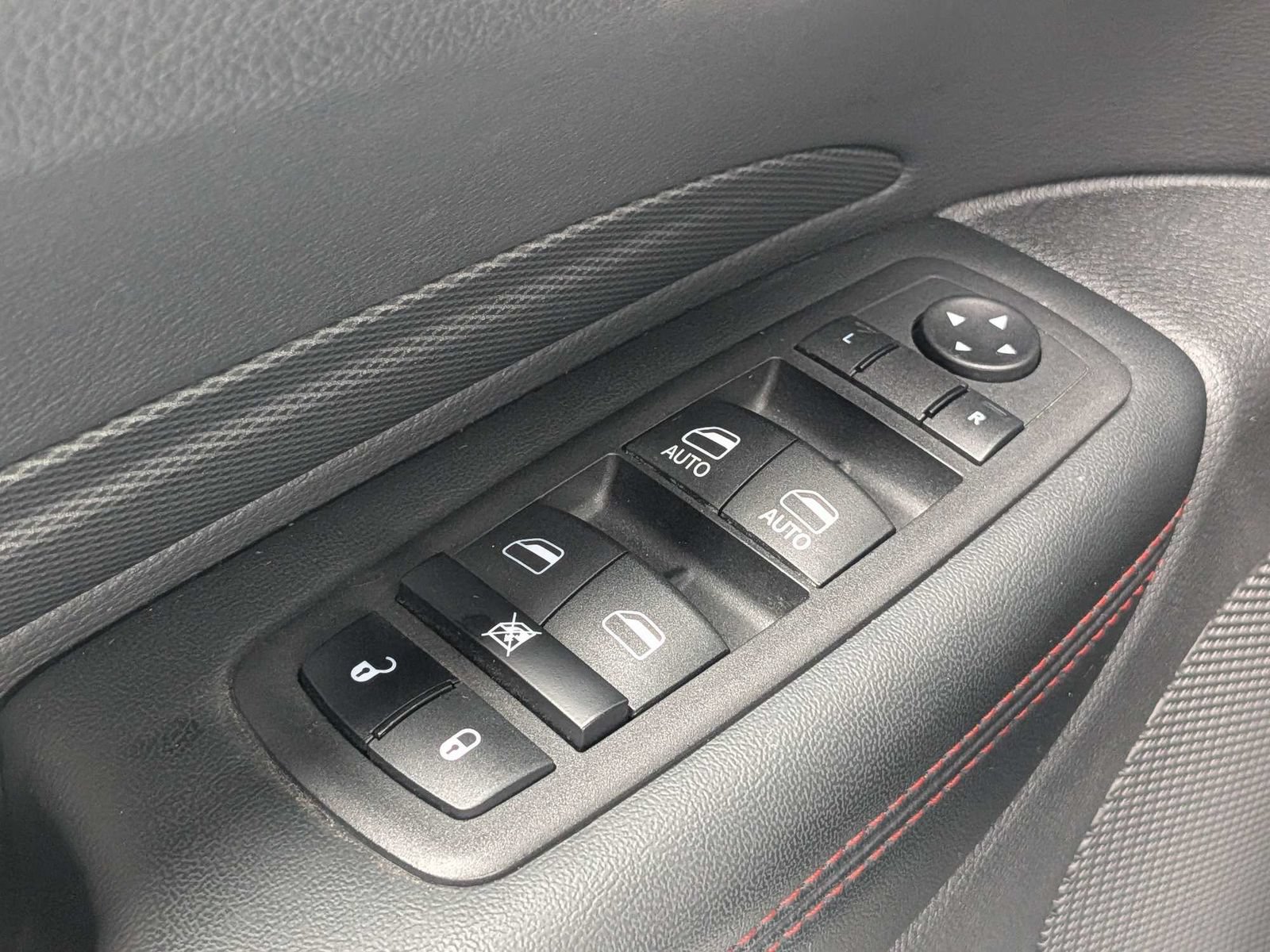 Used 2023 Dodge Durango GT AWD/4WD image 29