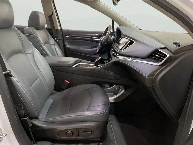 Used 2020 Buick Enclave Essence FWD image 84