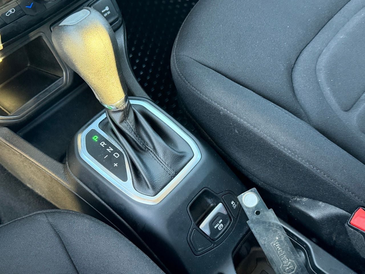 Used 2021 Jeep Renegade Latitude w/ Convenience Group FWD image 19
