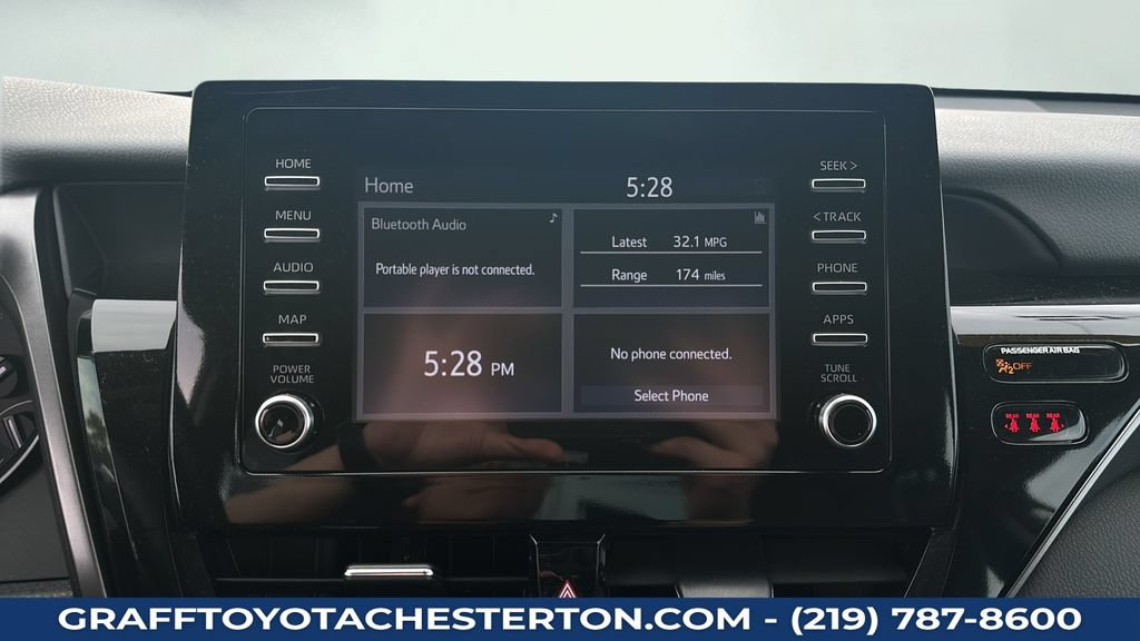 Used 2024 Toyota Camry SE FWD image 18