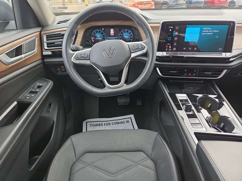 Used 2024 Volkswagen Atlas SE image 24