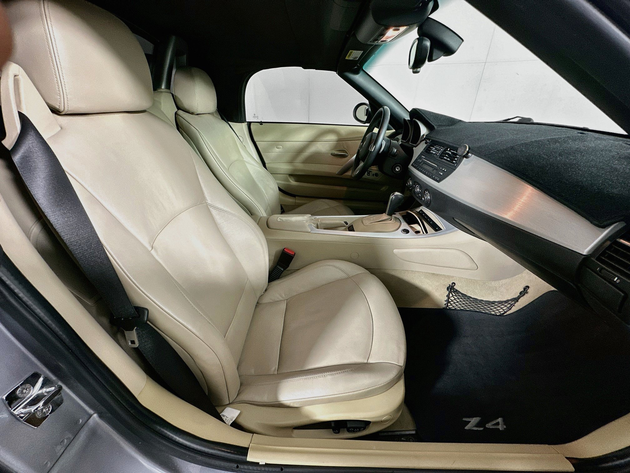 Used 2006 BMW Z4 3.0si RWD image 24