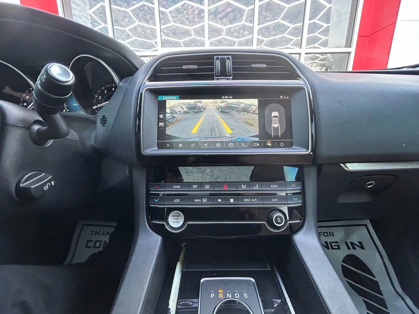 Used 2020 Jaguar F-PACE Premium image 14