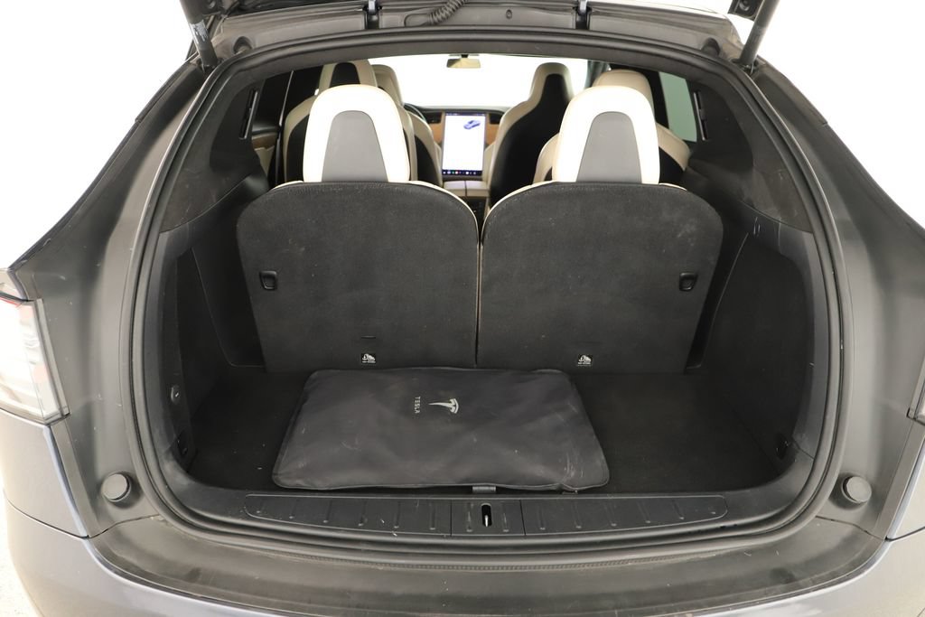 Used 2019 Tesla Model X AWD/4WD image 30