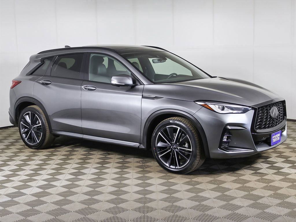 Used 2023 INFINITI QX50 Sport image 2