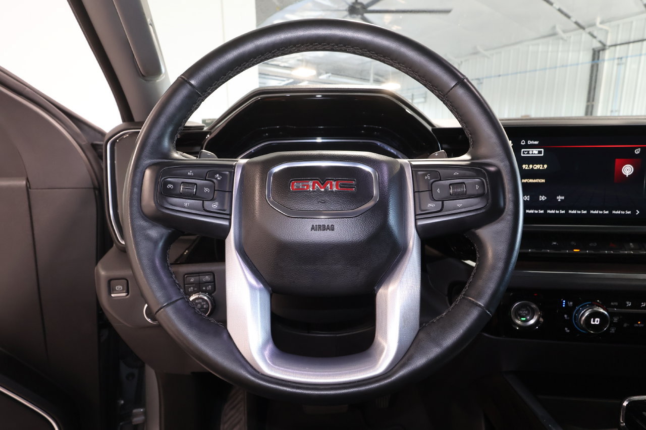 Used 2023 GMC Sierra 1500 SLT w/ SLT Premium Package AWD/4WD image 10