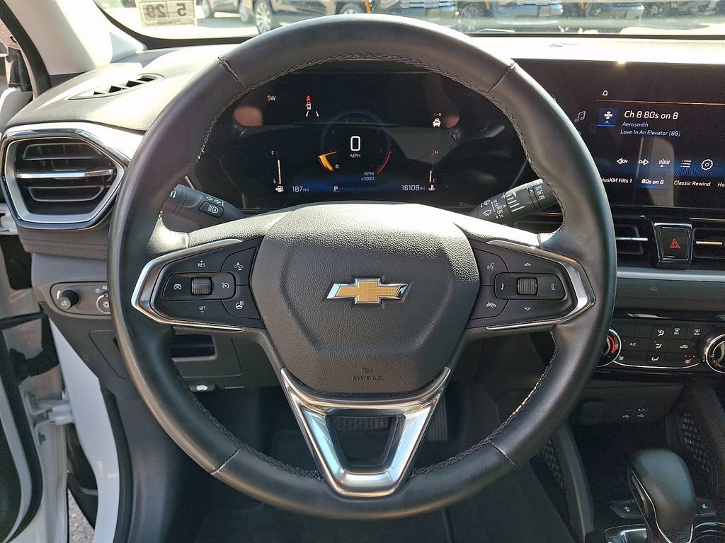 Certified 2024 Chevrolet TrailBlazer LT w/ LT Cold Weather Package FWD image 18