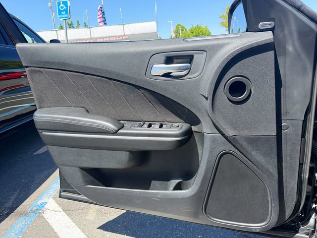 Used 2023 Dodge Charger SXT RWD image 13