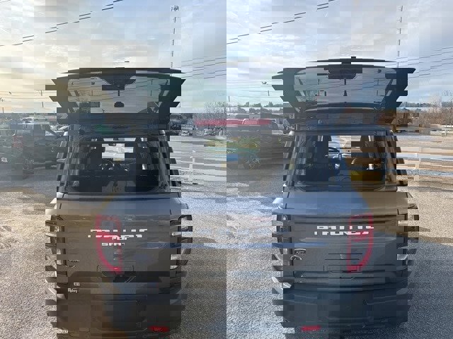 Used 2022 Ford Bronco Sport Outer Banks w/ Tech Package image 19