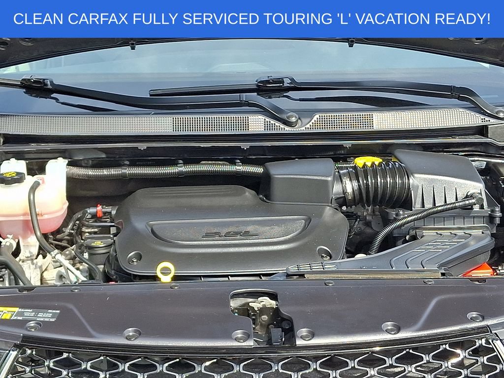 Used 2023 Chrysler Pacifica Touring-L FWD image 29