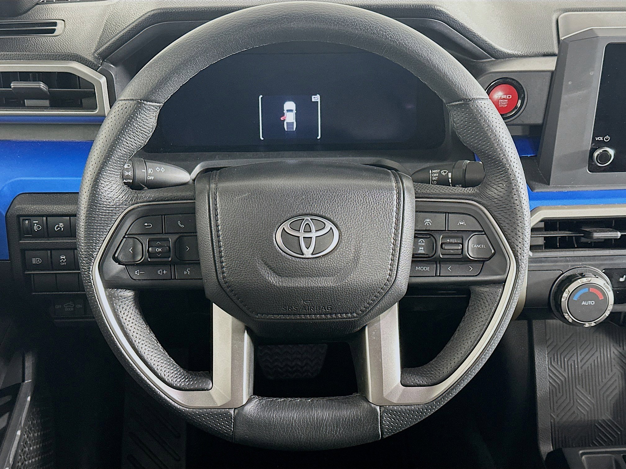 Used 2025 Toyota Tacoma TRD Off-Road image 18