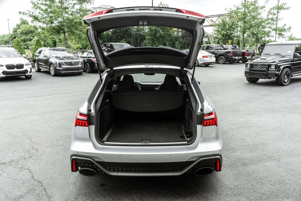 Used 2023 Audi RS 6 AWD/4WD image 32