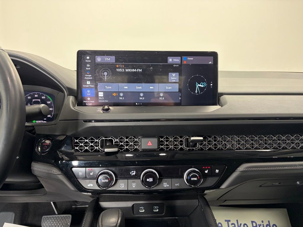 Used 2024 Honda Accord Touring image 12