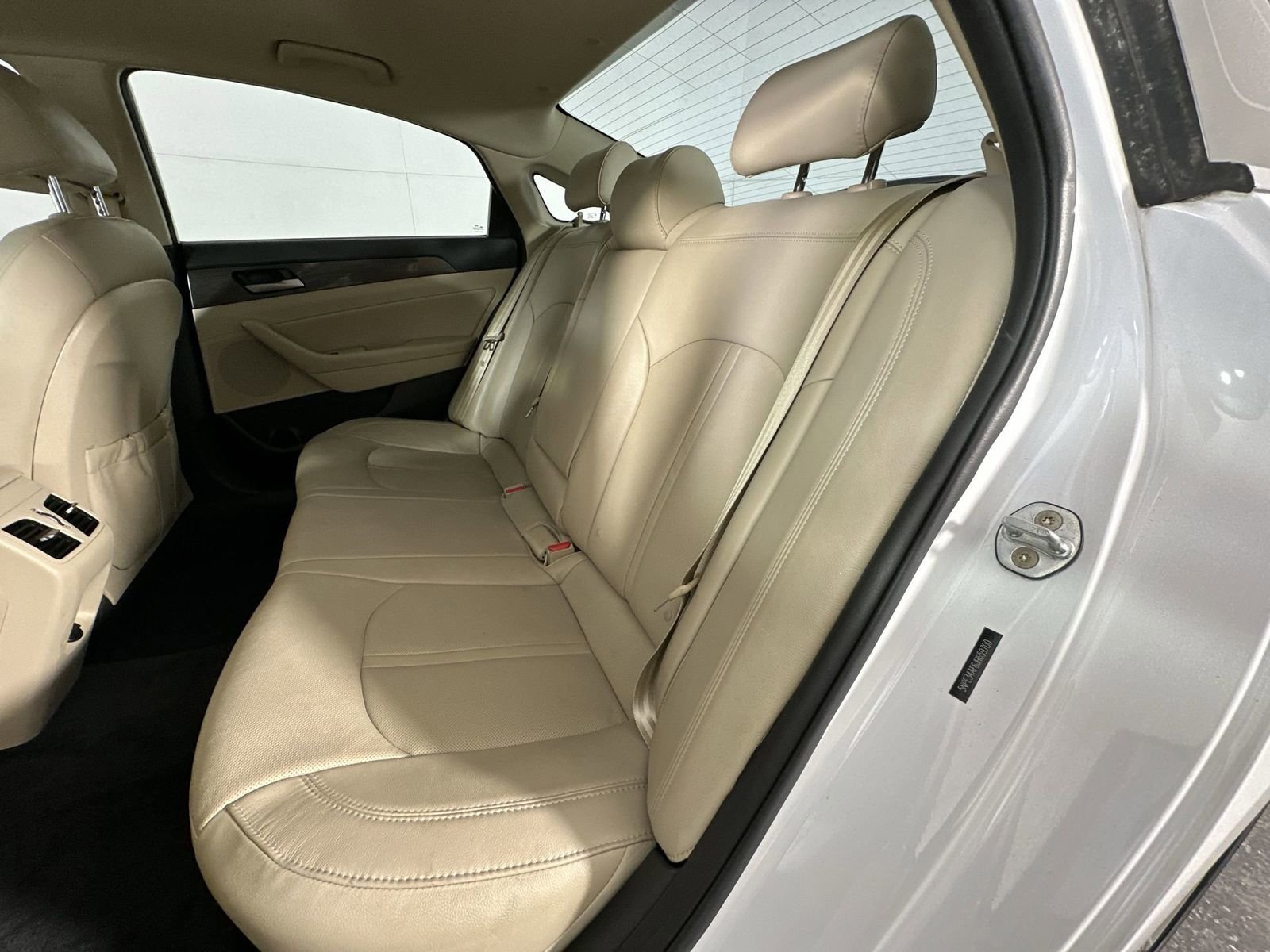 Used 2018 Hyundai Sonata Limited image 27