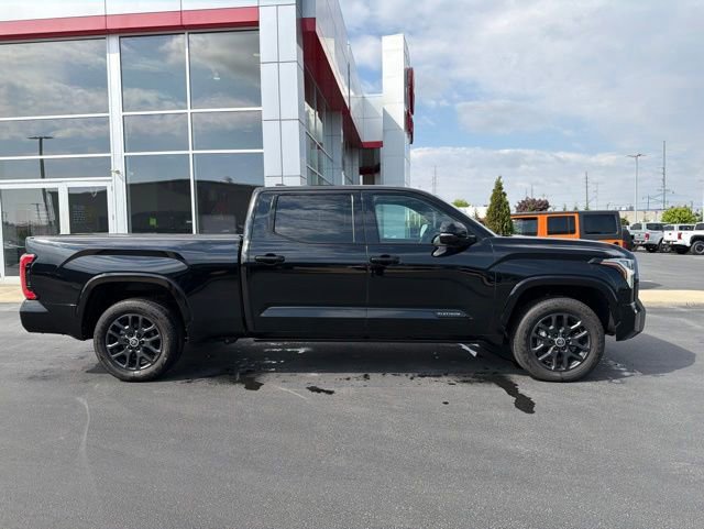 Used 2024 Toyota Tundra Platinum AWD/4WD image 7