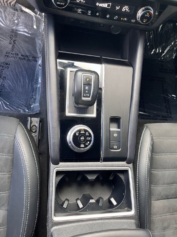 Used 2024 Mitsubishi Outlander SE image 20
