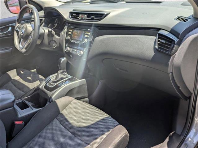 Used 2018 Nissan Rogue Sport SV AWD/4WD image 21