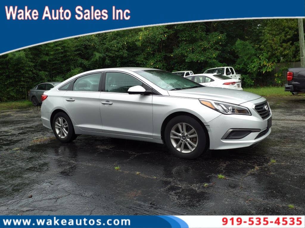 Used 2016 Hyundai Sonata SE FWD image 1