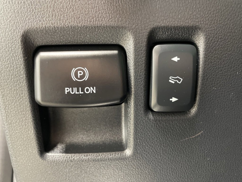 Used 2023 Ford F150 Lariat w/ Equipment Group 502A High image 33