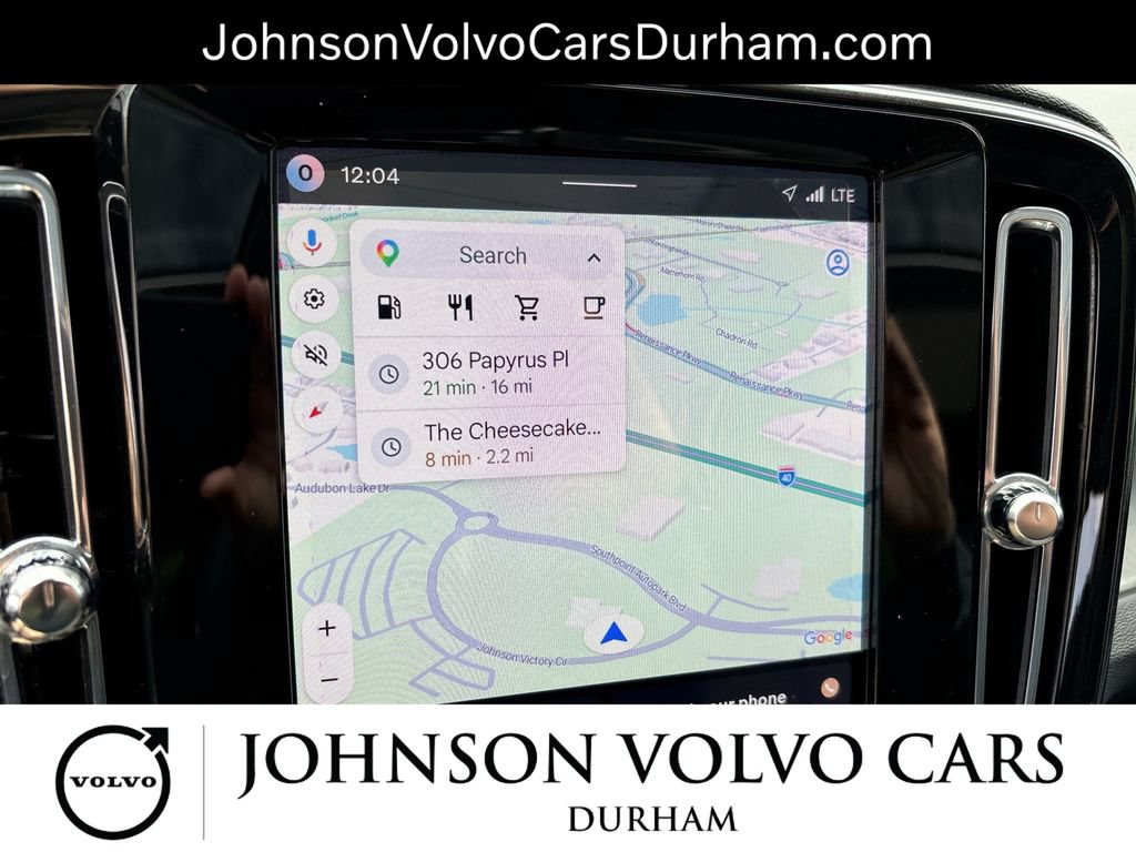 New 2026 Volvo XC40 B4 Core w/ Climate Package FWD image 19