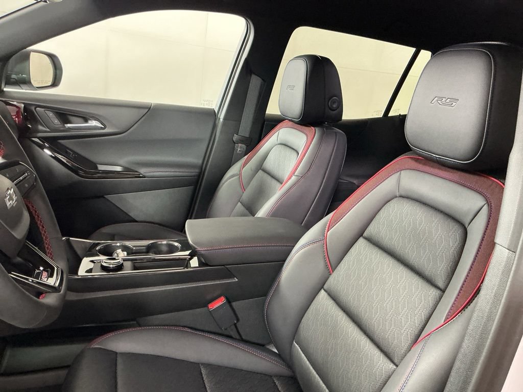New 2026 Chevrolet Equinox RS w/ Convenience Package III AWD/4WD image 5