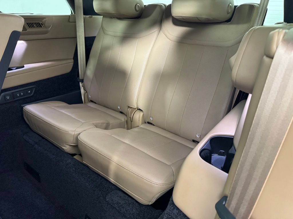 Used 2023 Land Rover Range Rover Long Wheelbase SE AWD/4WD image 31