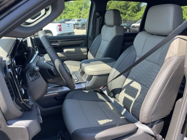 New 2026 Chevrolet Silverado 2500 ZR2 AWD/4WD image 11