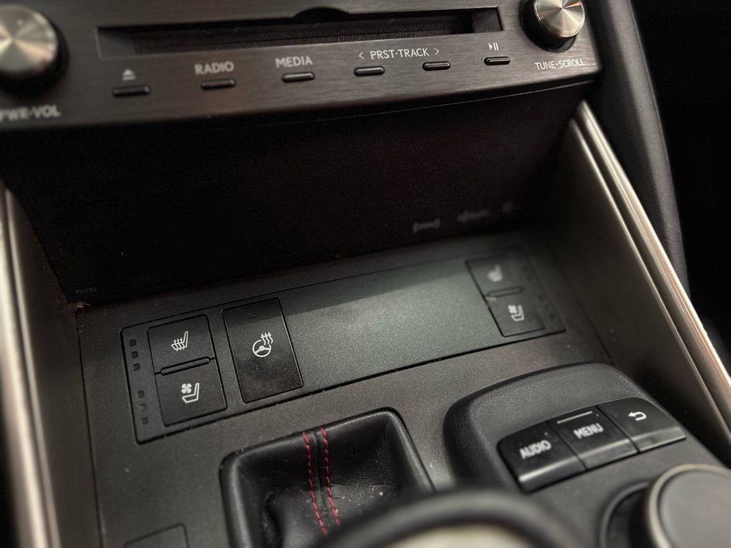 Used 2019 Lexus IS 300 F Sport w/ F Sport Package image 29