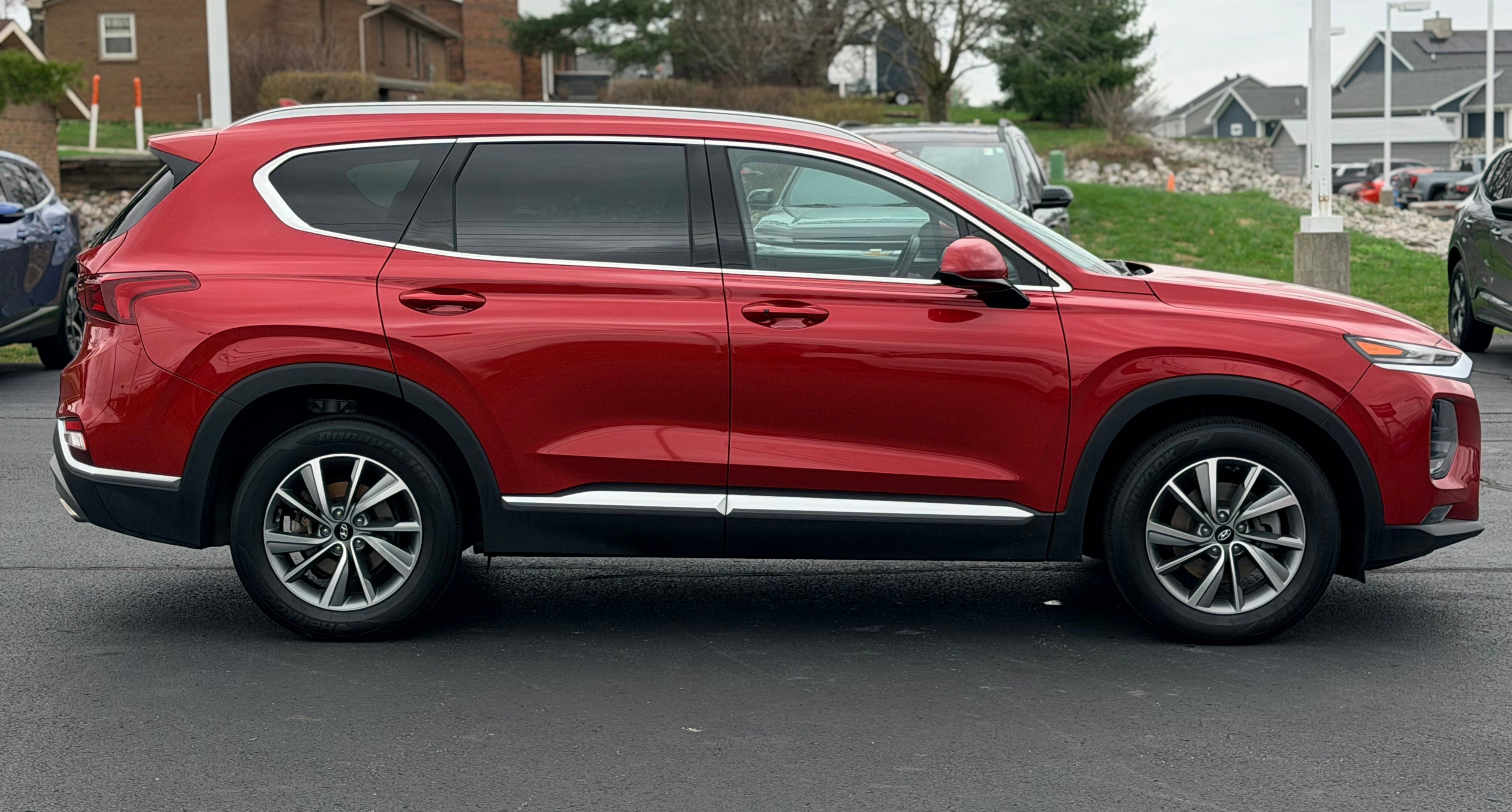 Used 2019 Hyundai Santa Fe SEL AWD/4WD image 4
