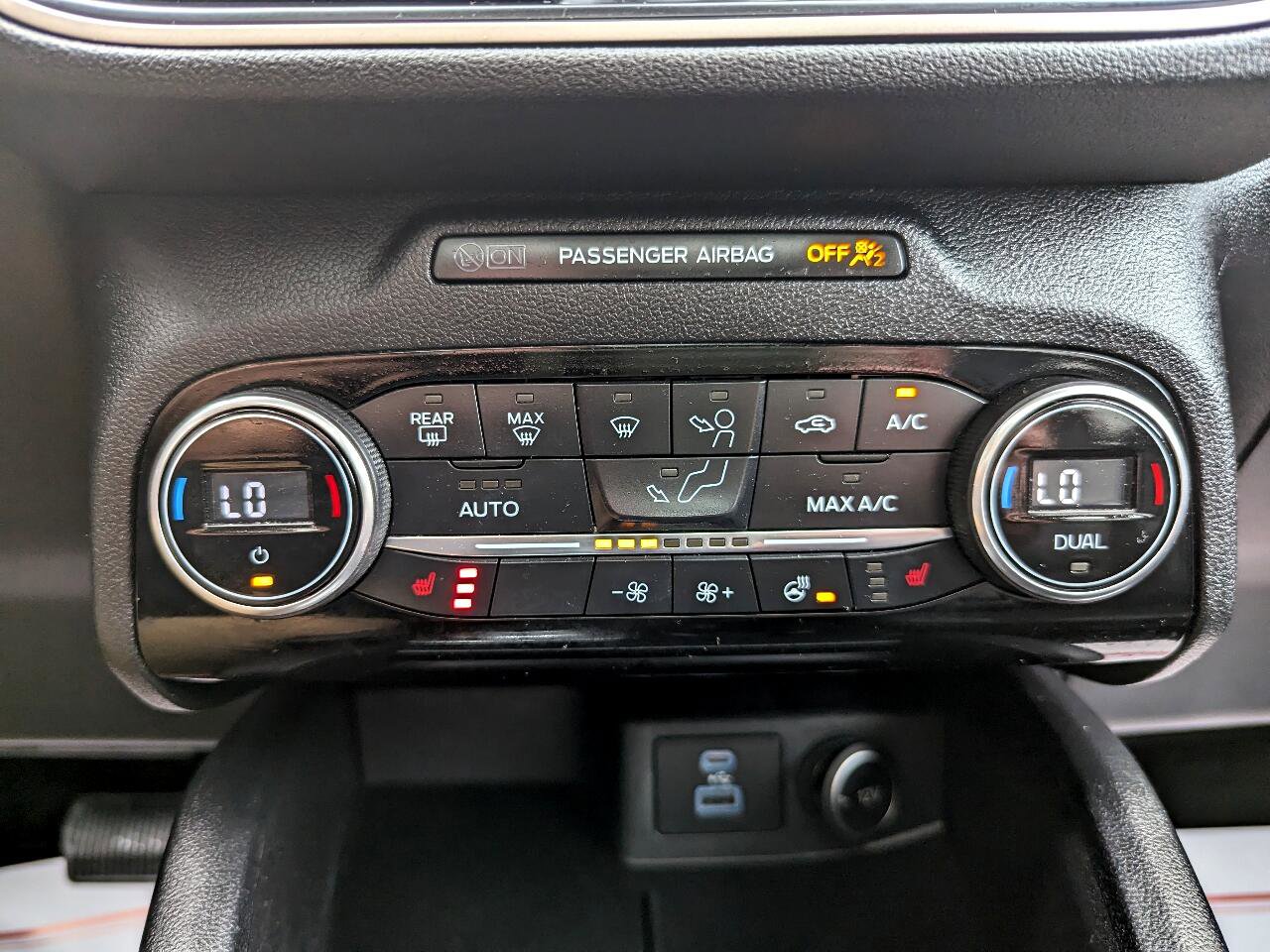 Used 2021 Ford Escape SEL image 25