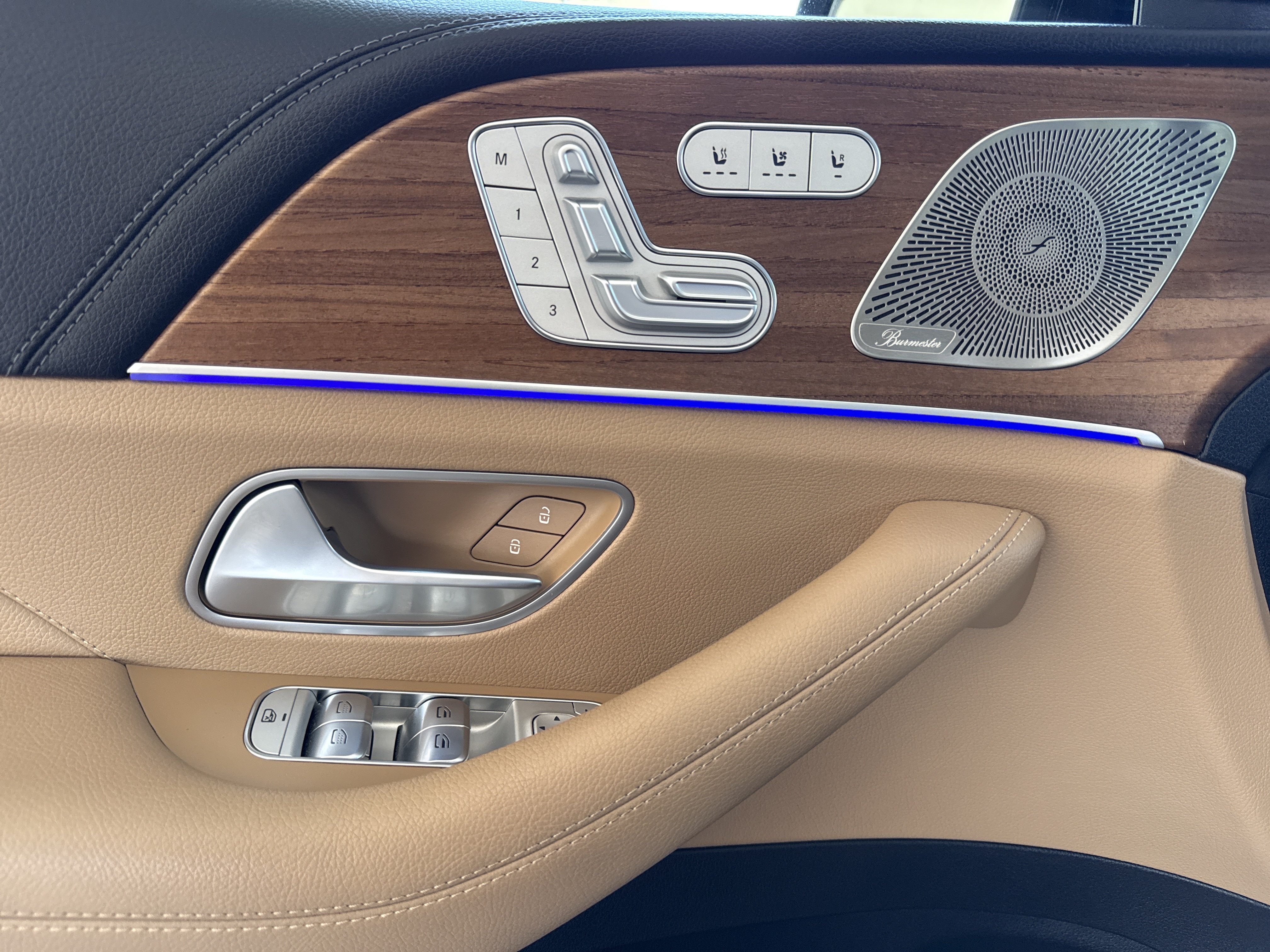 Certified 2024 Mercedes-Benz GLS 450 4MATIC image 18