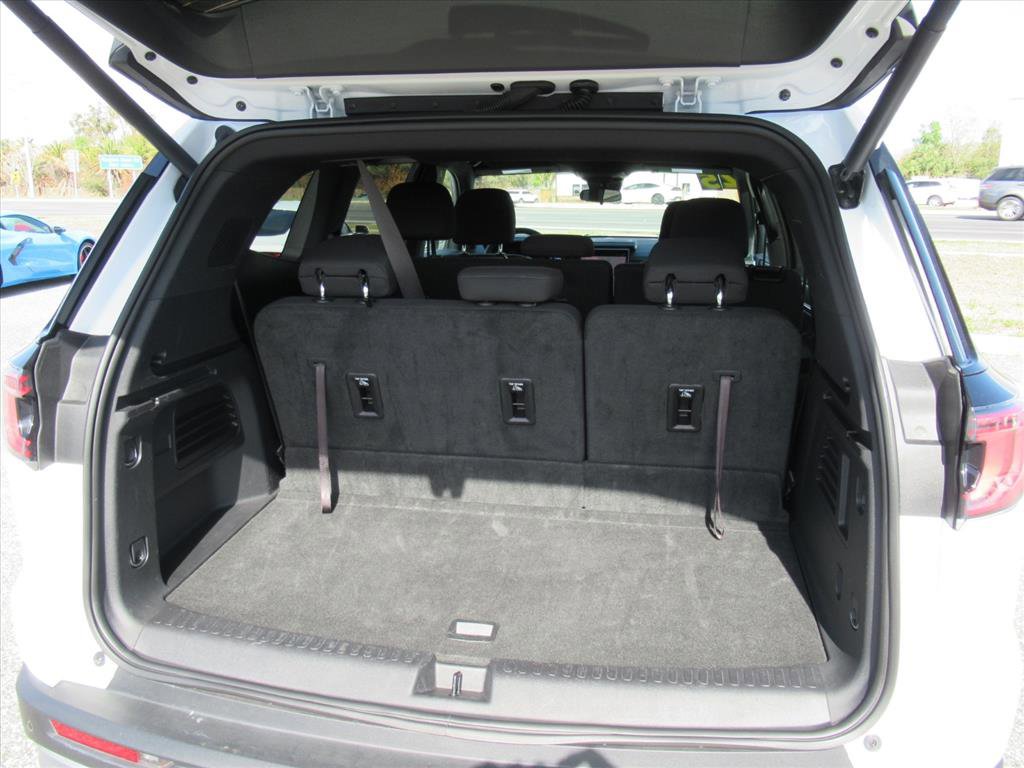 Used 2025 GMC Acadia Elevation FWD image 30
