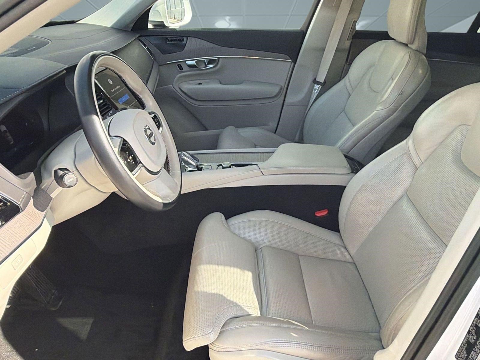 Certified 2023 Volvo XC90 B6 Ultimate w/ Protection Package Premier AWD/4WD image 5