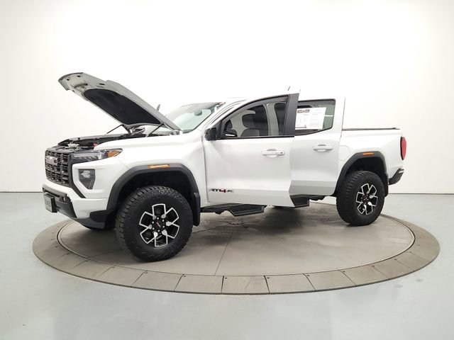 Used 2024 GMC Canyon AT4X image 11