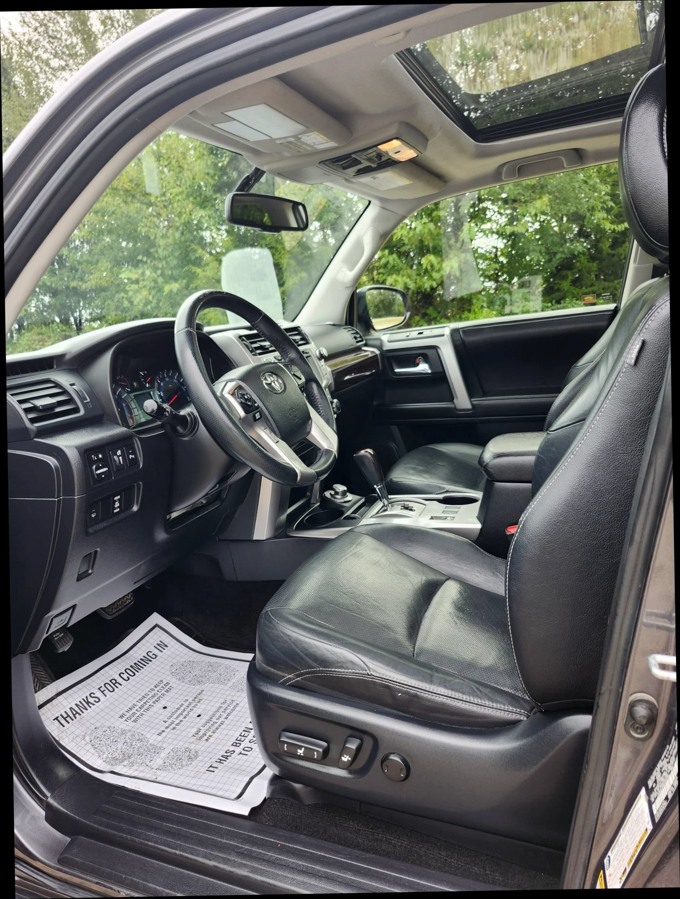 Used 2016 Toyota 4Runner Limited AWD/4WD image 11