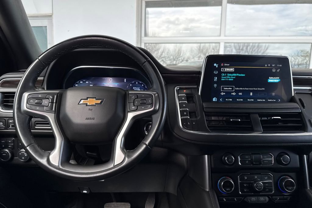 Used 2024 Chevrolet Suburban LT AWD/4WD image 14